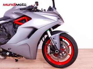 DUCATI SUPERSPORT 939
