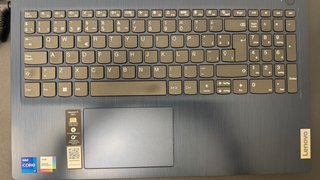 Lenovo IdeaPad 3 / i7 / Azul