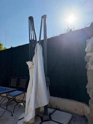 Parasol Grande Beige y Gris