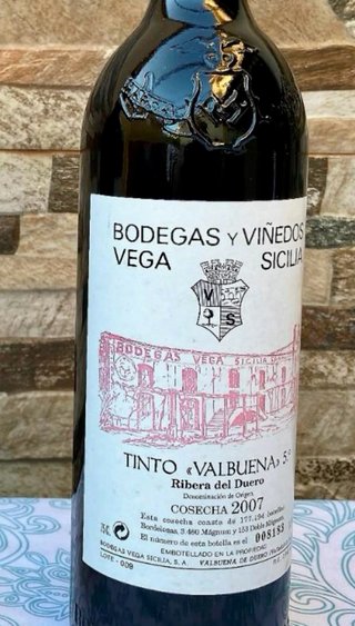 Botella Vega Sicilia Valbuena 5 Vacía