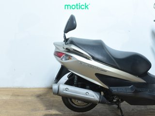 SUZUKI BURGMAN 200
