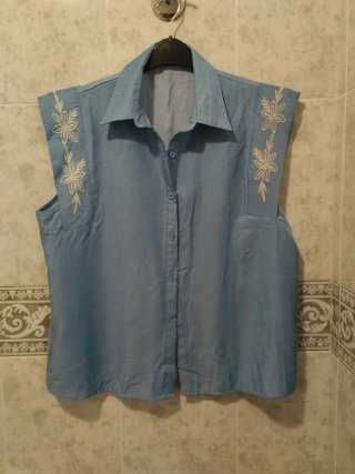 Camisa  sin estrenar bordada talla xl