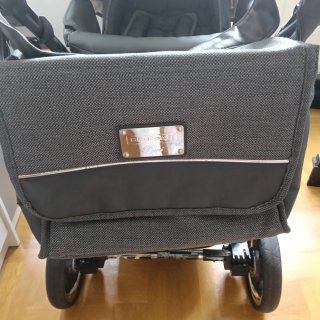 Silla de paseo y capazo bebé + complementos
