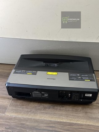 Proyector Hisense Láser TV 88L5VG