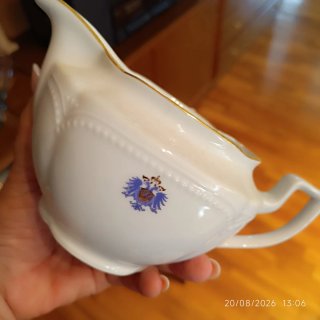 Vajilla porcelana azul y oro