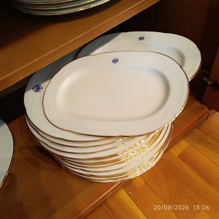 Vajilla porcelana azul y oro