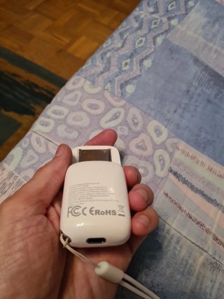 Auriculares HTC Plateados y Blancos