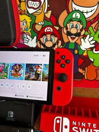 Nintendo Switch OLED EDICION SUPER MARIO 10/10