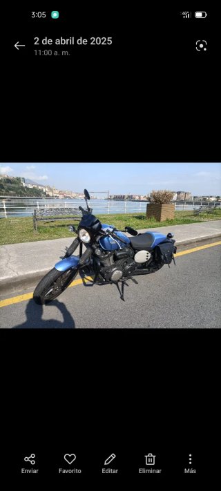 Yamaha XV950 - Moto Cruiser Azul Perfecto estado.