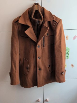 Abrigo de lana marrón hombre. Talla M