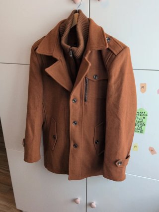 Abrigo de lana marrón hombre. Talla M