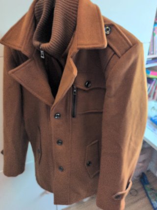 Abrigo de lana marrón hombre. Talla M