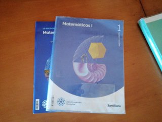 Lote libros primero bachillerato SAFA