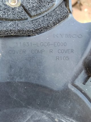 Tapa transmisión Kymco AK550