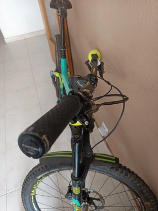 Bicicleta Giant Reign Advanced Enduro