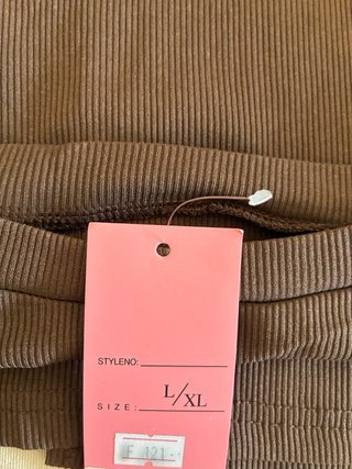 Vestido Marrón Manga Corta con Abertura