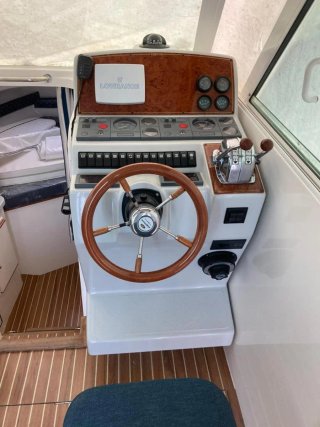 Barco a motor diesel