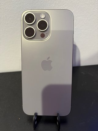 iPhone 15 Pro Max Gris Titanio 256GB