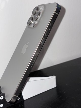 iPhone 15 Pro Max Gris Titanio 256GB