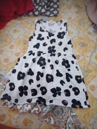 Vestido rojo para niña con lazo