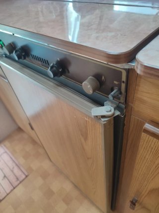 Bürstner 420TM(1989) NECESSITA REPARACIONS <750kg
