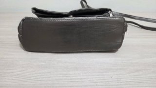 Borsa a tracolla grigia trapuntata