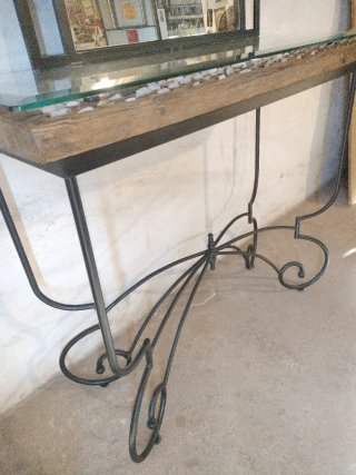 Recibidor,mesa auxiliar, de hierro trilla y espejo