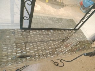 Recibidor,mesa auxiliar, de hierro trilla y espejo