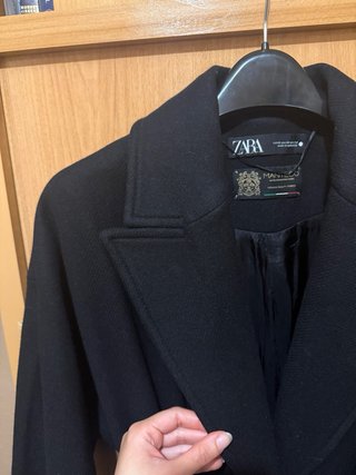 Abrigo largo Zara negro