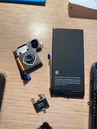 Ricambio per iPhone 13 Mini: Batteria, Fotocamera, ecc.