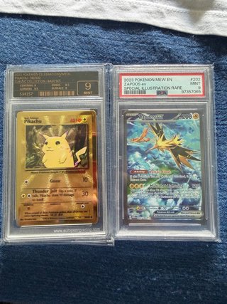 Cartas Pokémon Pikachu y Zapdos EX Graduadas