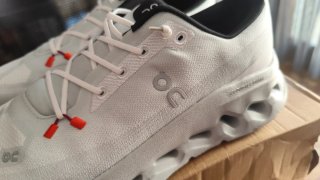 On Cloud Tilt Talla 43