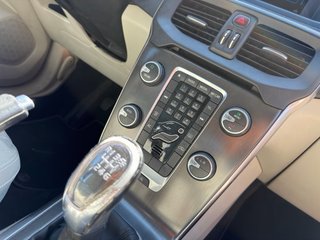Volvo V40 2013