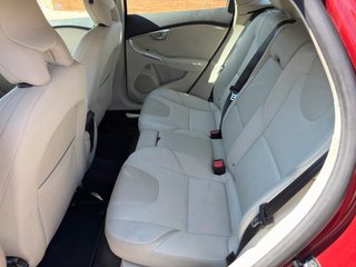 Volvo V40 2013