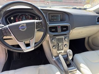 Volvo V40 2013