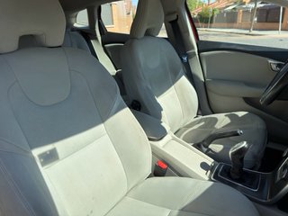 Volvo V40 2013
