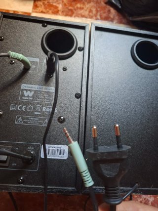 Altavoces para TV y PC.