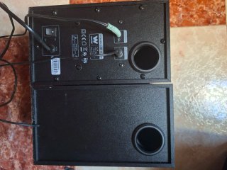 Altavoces para TV y PC.