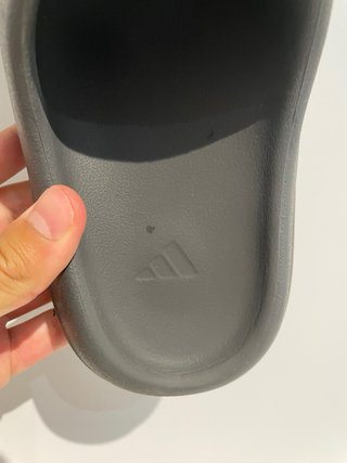 Chanclas Adidas Yeezy Slide Gris