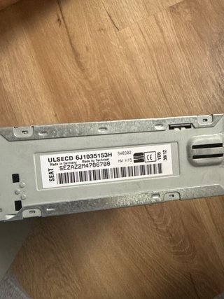 Radio Seat Ibiza 6J