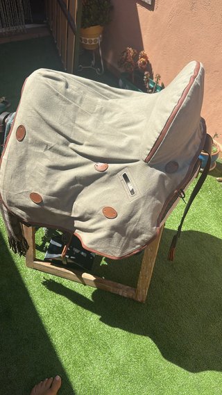 Montura vaquera color cerezo