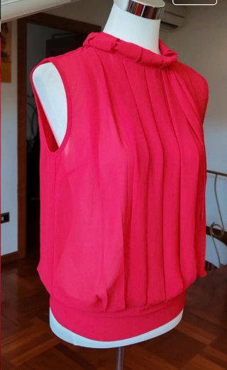 Blusa donna rossa. Marca Stile Benetton. XS