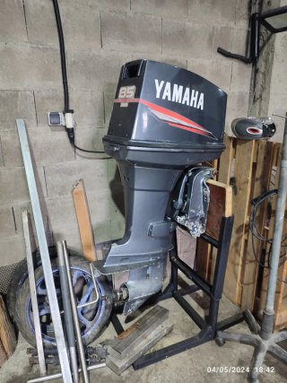 Fueraborda Yamaha 85 HP Pa despiece o reparar