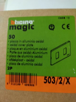 Lotto 18 Placche Bticino Magic 503/2/X