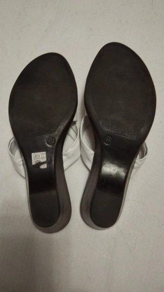 Sandalias JOYTHER blancas cuña