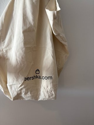 Bolso Tote grande vintage de Bershka