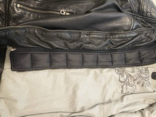 Cazadora Piel Hombre GYPSI Negra con Capucha Talla