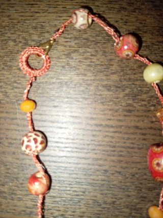 Set Collana e Orecchini Beige Rosso