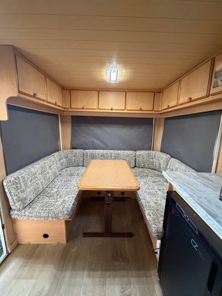 Caravana Knaus Sudwind 530