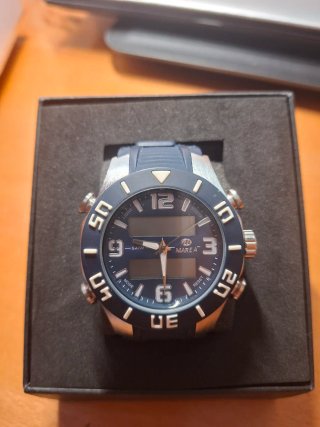 Reloj Marea Hombre Azul y Plata
